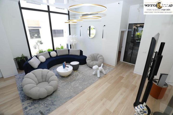 דו משפחתי, האחדות 29, שרונה, כפר יונה