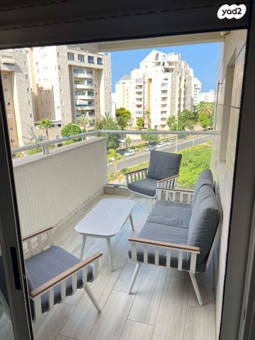 דירה, התקווה 8, רובע הקריה, הסיטי, אשדוד