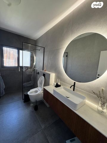 בית פרטי/ קוטג', צבעוני 6, הכלניות, שדרות