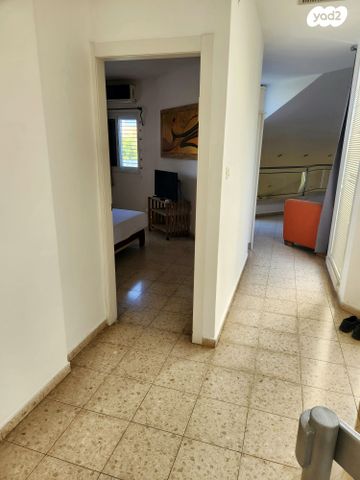 דו משפחתי, צבי סגל 94, ברנע, אשקלון