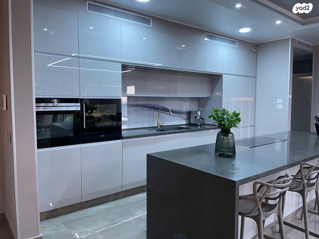 דירה, שדרות ירושלים 14, הקריה מע"ר, אשדוד