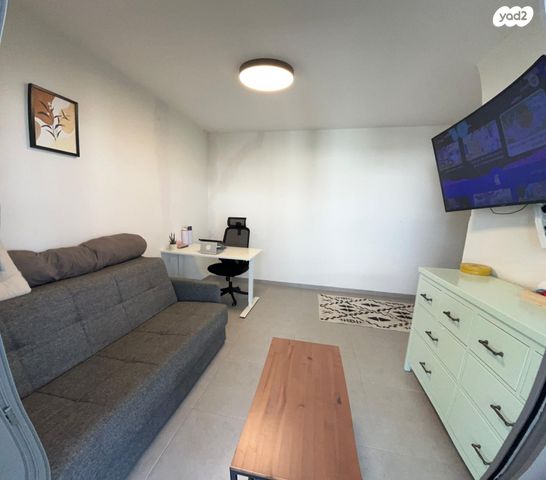 דופלקס, דרך האילנות 50, גדרה הצעירה, גדרה