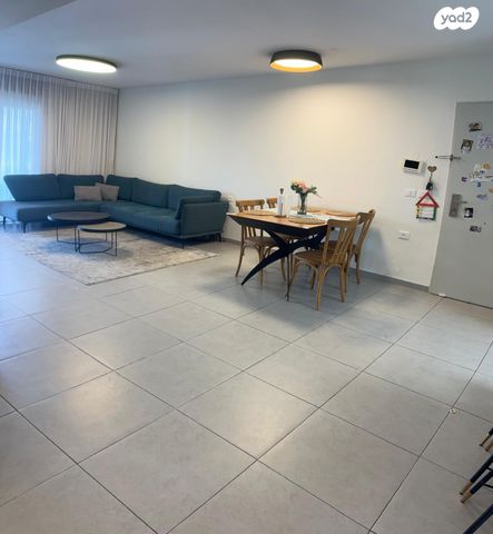 דופלקס, דרך האילנות 50, גדרה הצעירה, גדרה