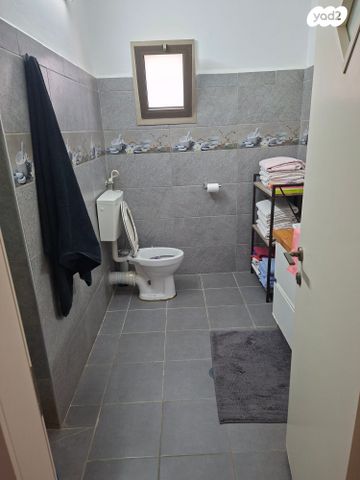 גג/ פנטהאוז, מלחמת ששת הימים 20, מרכז העיר, חדרה