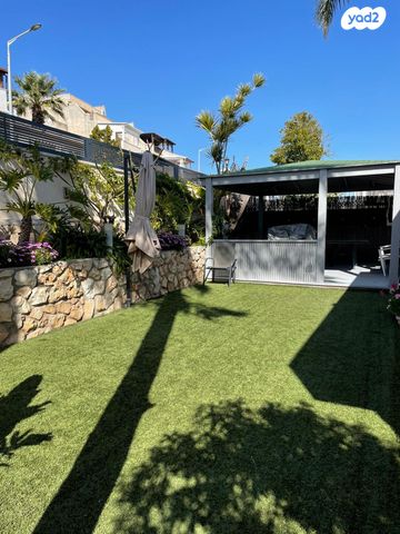 בית פרטי/ קוטג', עירית 15, בן גוריון, נצרת עילית / נוף הגליל