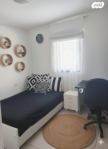 דירה, דוד רזיאל 11, רמת הנשיא, בת ים