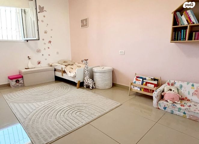 דירה, קול התור 16, מגדים, מעלה אדומים