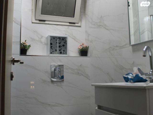 בית פרטי/ קוטג', נריה הנביא 22, רמת אבי עזרי / רמת בית שמש ג-1, בית שמש