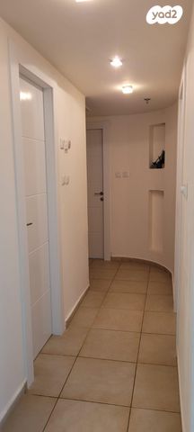 דירה, סוקולוב 24, מגדיאל, הוד השרון