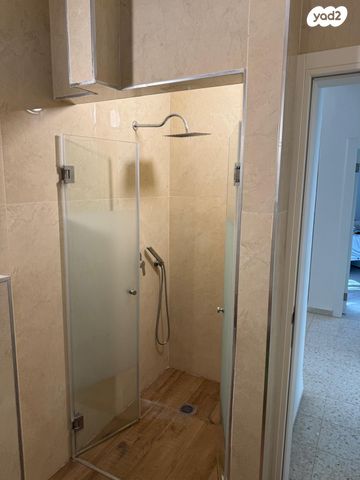 בית פרטי/ קוטג', אלה 22, שאר העיר, כפר ורדים