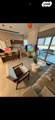 דירה, חרמון 16, נאות שז"ר, יבנה