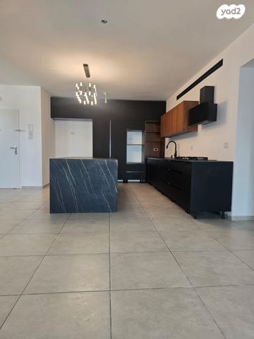 דירה, הרב אבא אבוחצירה 20, שדרות בפארק, שדרות