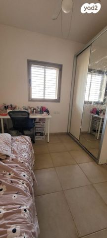 דירה, סוקולוב 24, מגדיאל, הוד השרון