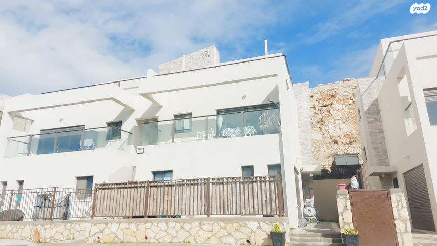 גג/ פנטהאוז, איבי נחל 1, אבני חפץ, אבני חפץ