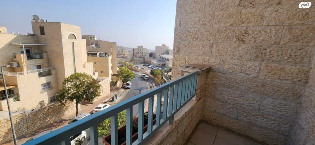 דירה, הרב יצחק נסים 5, חומת שמואל, הר חומה, ירושלים