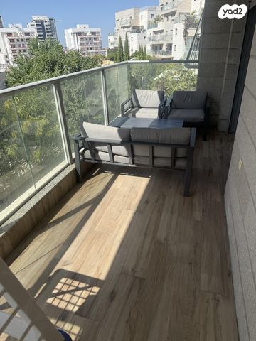 דירה, אליהו הנביא 4, פסגות אפק, ראש העין