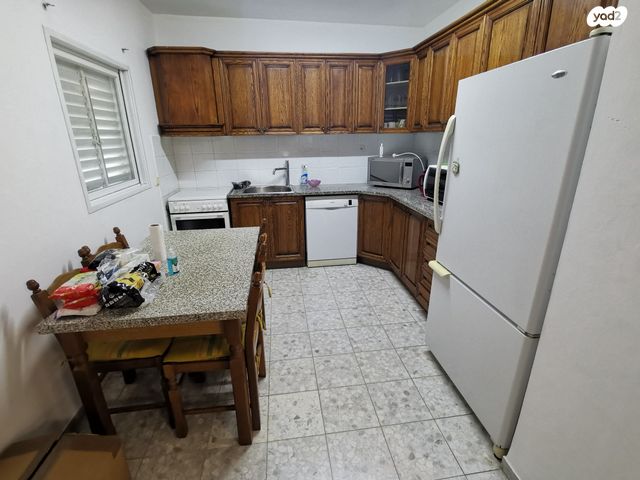 דירה, המעיין 11, כצנלסון, ראשון לציון