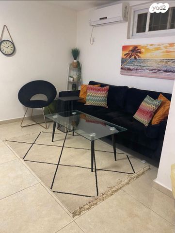 וולטר אבלס 8