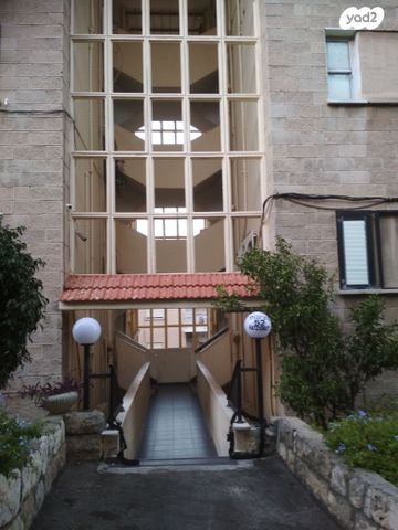 דירה, שדרות הציונות 52, עבאס, חיפה