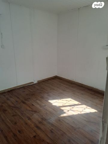 בית פרטי/ קוטג', שביל ההרדוף 2, עמידר, נהריה