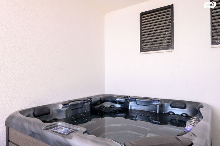 גג/ פנטהאוז, הצנחנים 5, קרית שמואל, טבריה