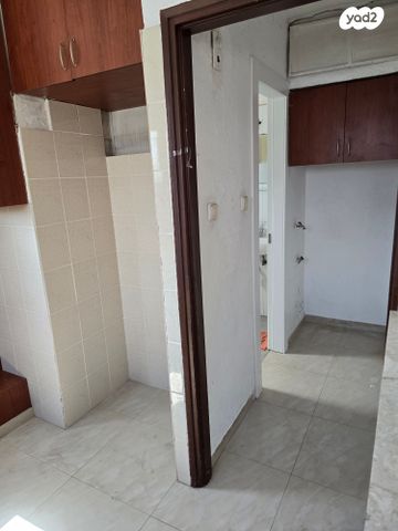 דירה, הרב מיימון 15, רובע ב', אשדוד