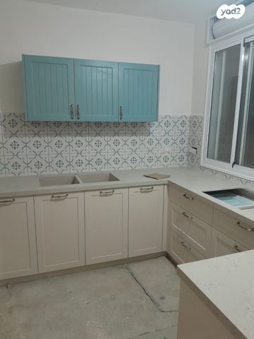 לואי ליפסקי 38