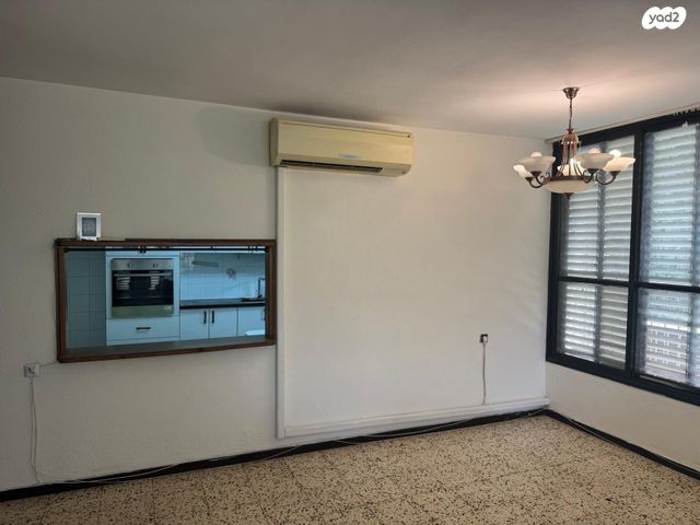 דירה, תל חי 11, מרכז, כפר סבא