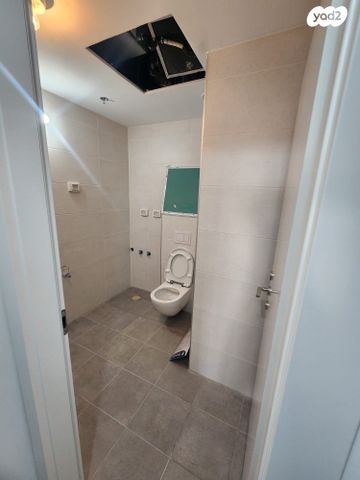 דירה, תוצרת הארץ 5, נחלת יצחק, תל אביב יפו