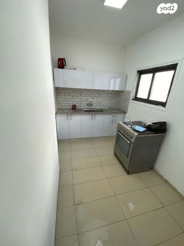 דירה, השיקמה 49, דרום מערב ותיק, בת ים