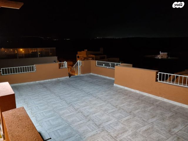 גג/ פנטהאוז, אשרת, אשרת, אשרת