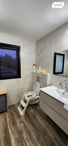 בית פרטי/ קוטג', הדרים 84, מרכז פרדס חנה, פרדס חנה כרכור