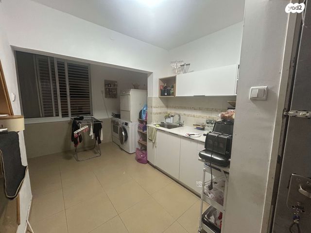 יוחנן הסנדלר 12