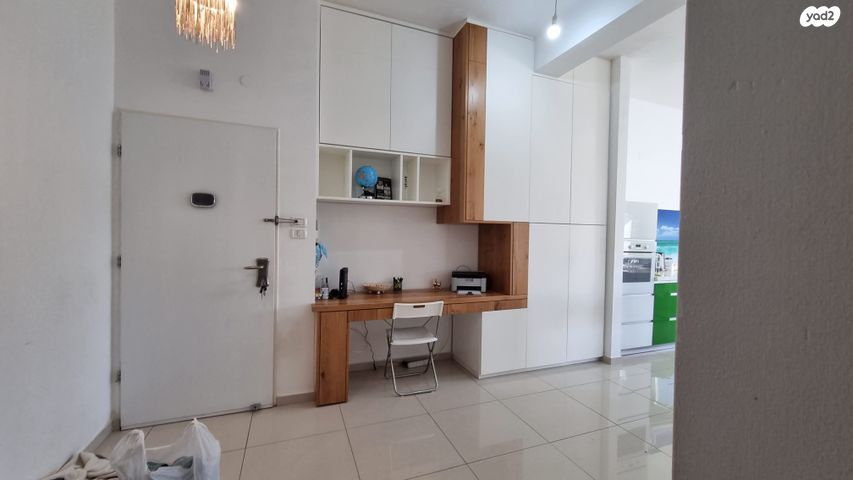 דירה, השומר 38, שיכון עובדים, טבריה