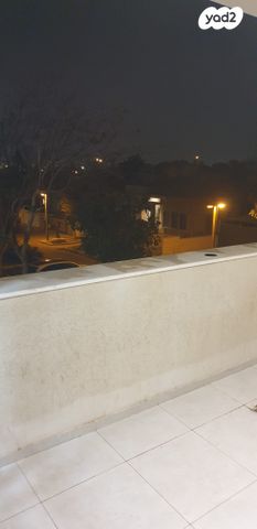 אלברט מנדלר 12