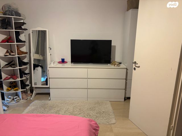 סאבלט, אלכסנדר סשה ארגוב 5, המשתלה, תל אביב יפו