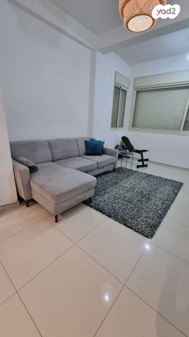 דירה, השומר 38, שיכון עובדים, טבריה