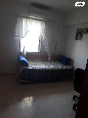 שדרות ירושלים 49