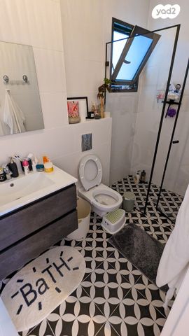 סאבלט, תש"י 1, שכונת הראשונים, רמת גן