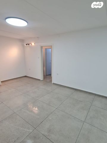 דירה, יוסף ברנר 2, שאר העיר, בית שאן