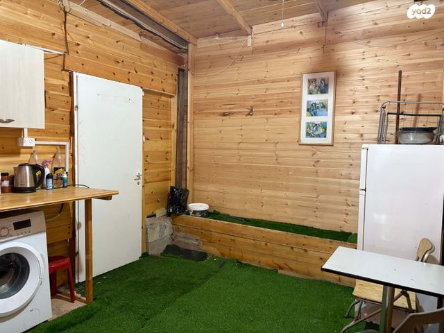 אברהם ליוואי 10