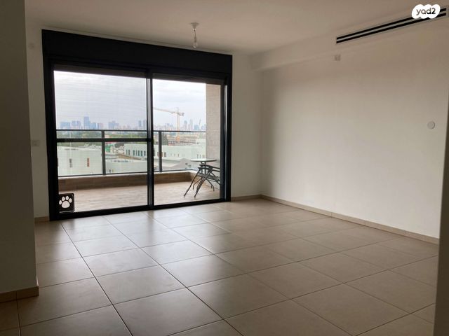 דירה, רב אלוף רפאל איתן 36, רמת אפעל, רמת גן