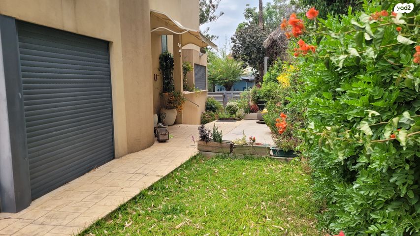 בית פרטי/ קוטג', הסלען 4, מפדה אזרחי, חולון