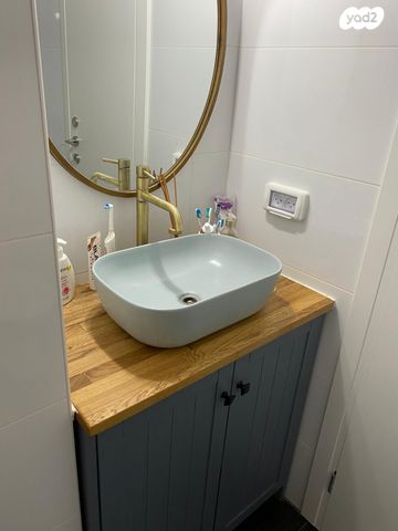 דירה, הירדן 27, נווה רם, שיכון מזרחי, רמת גן