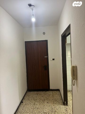 דירה, תל חי 11, מרכז, כפר סבא