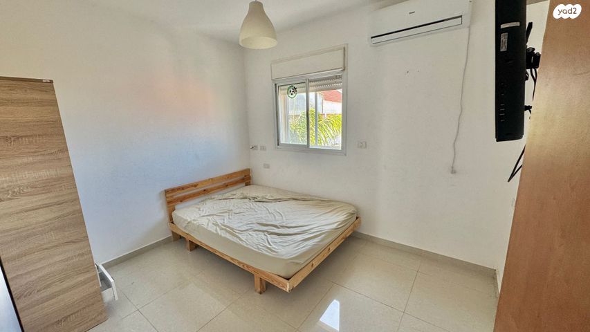 דירה, דרך הציונות 62, רובע ד', אריאל