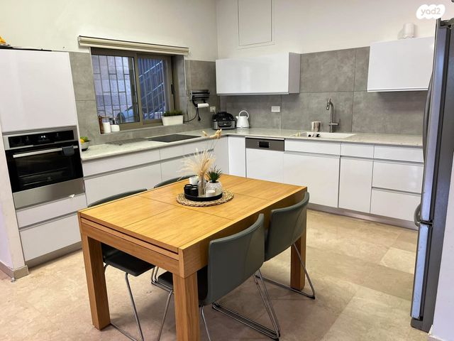 דירה, היען 20, מלחה, מנחת, ירושלים