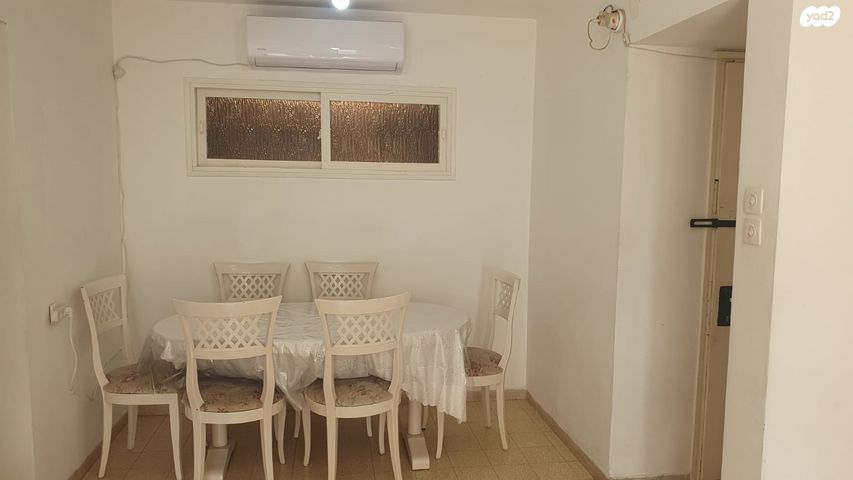 דירה, שלום אש 4, נווה גן, פתח תקווה