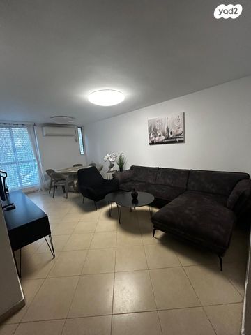 דירה, דרך שמשון 10, שכונה ב', באר שבע