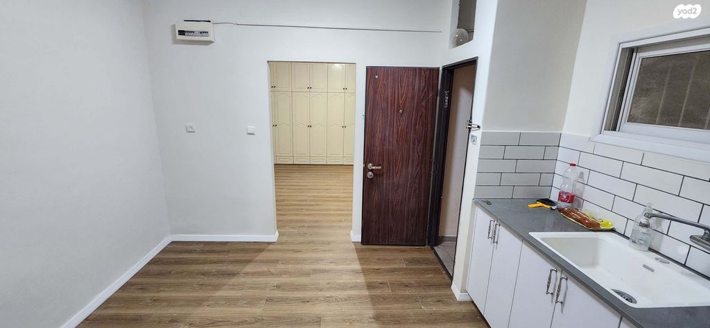 יחידת דיור, דב גרונר 21, רמת אפרים, נתניה